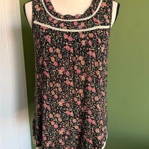 Floral Print Sleeveless Blouse - Black and Pink